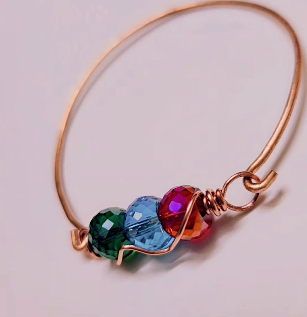 Free Jewelry Tutorial for Calming Crystals Bracelets