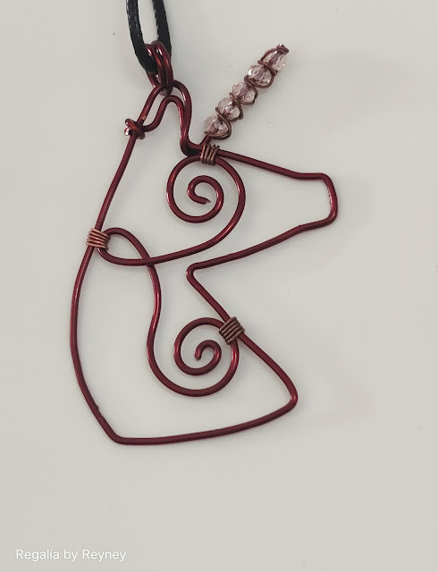 Free Jewelry Tutorial for Wire Wrap Unicorn