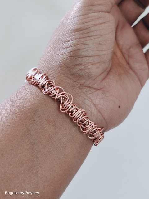 Free Jewelry Tutorial for a Chaos Bracelet