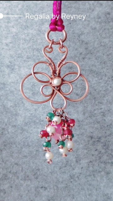Free Jewelry Tutorial for a Dangle Pendant