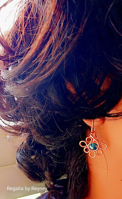 Free Jewelry Tutorial for cute little dangle Earrings