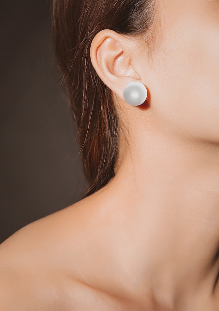 Jewelry Making Tip 2 - What's the best adhesive to stick pearls to metal?